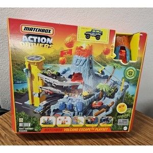 Matchbox Action DriversVolcano Escape Playset NEW Dune Dog Jeep Lights & Sounds